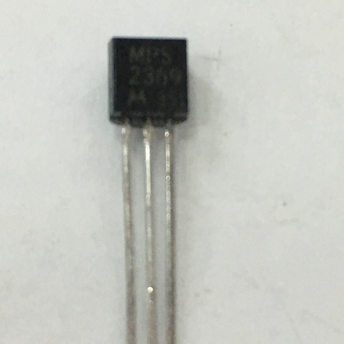 MPS2369 Original Motorola TO-92 5pcs/lot