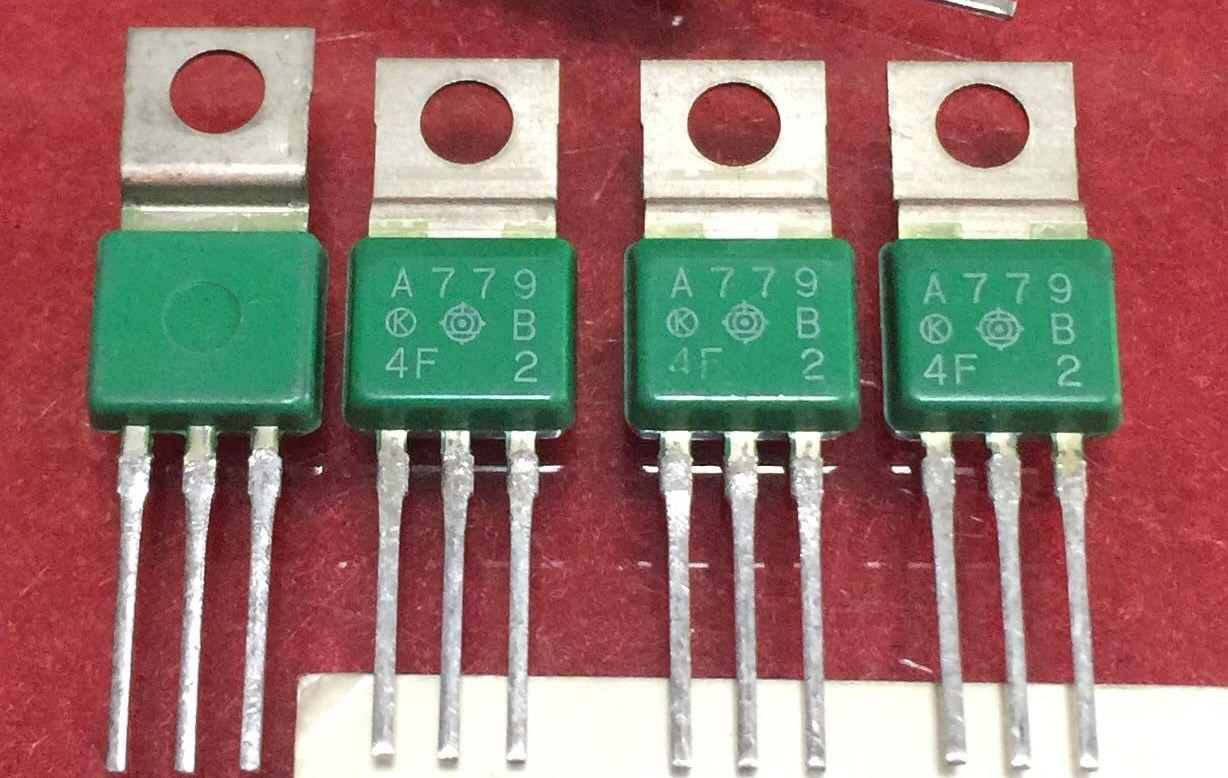 2SA779 A779 New Original Hitachi TO-202 5PCS/LOT