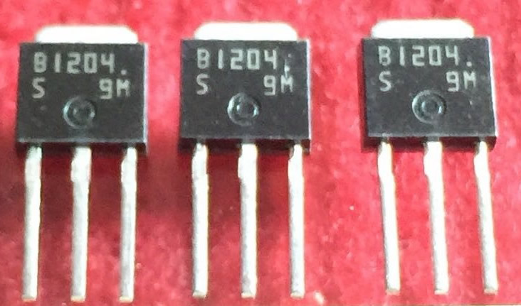 2SB1204 B1204 New Original SANYO TO-251 5PCS/LOT