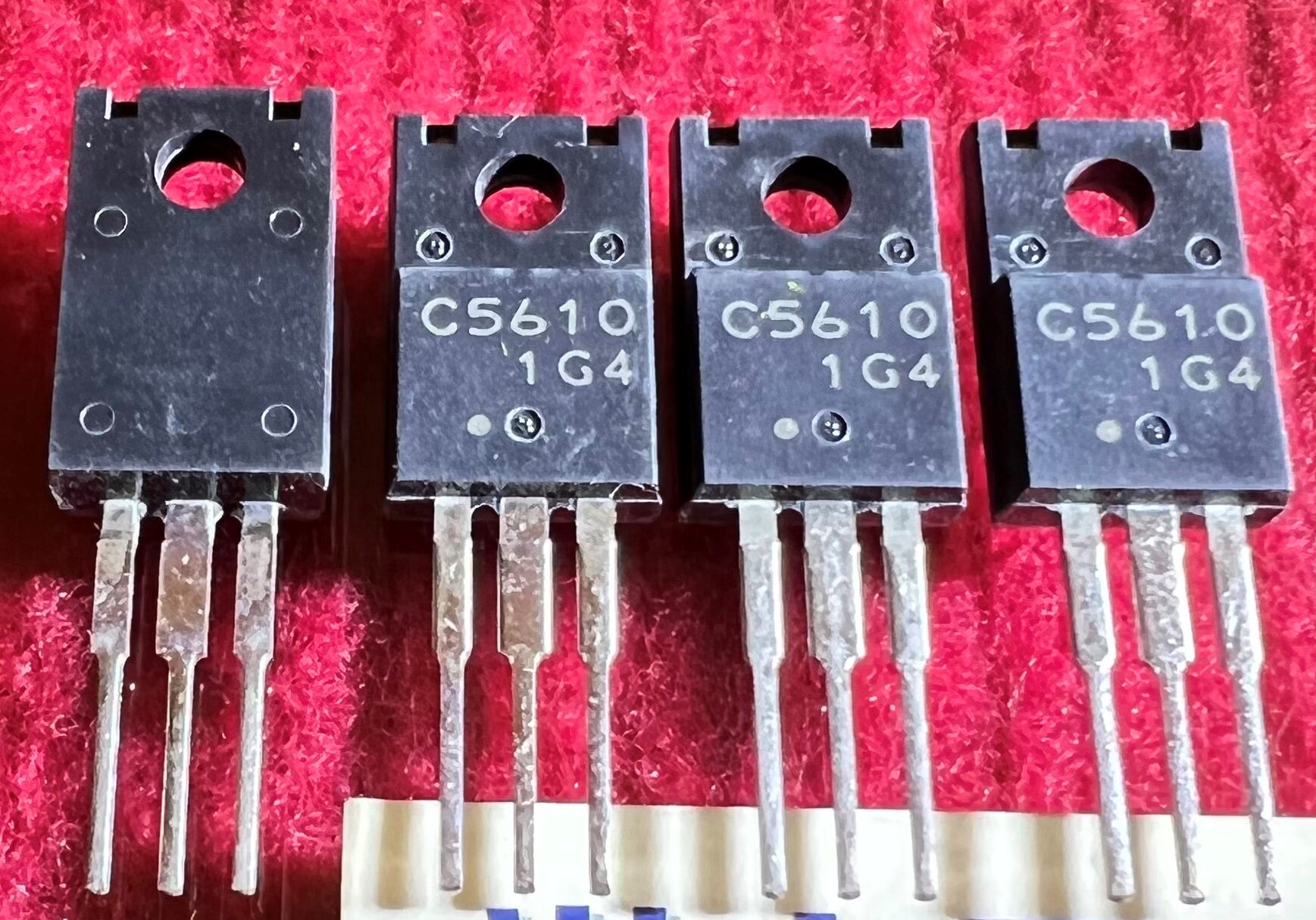 C5610 2SC5610 SANYO NEW ORIGINAL TO-220F