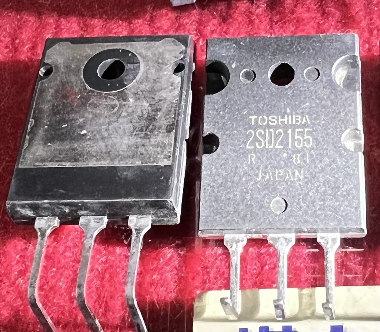 2SD2155 2SB1429 pair