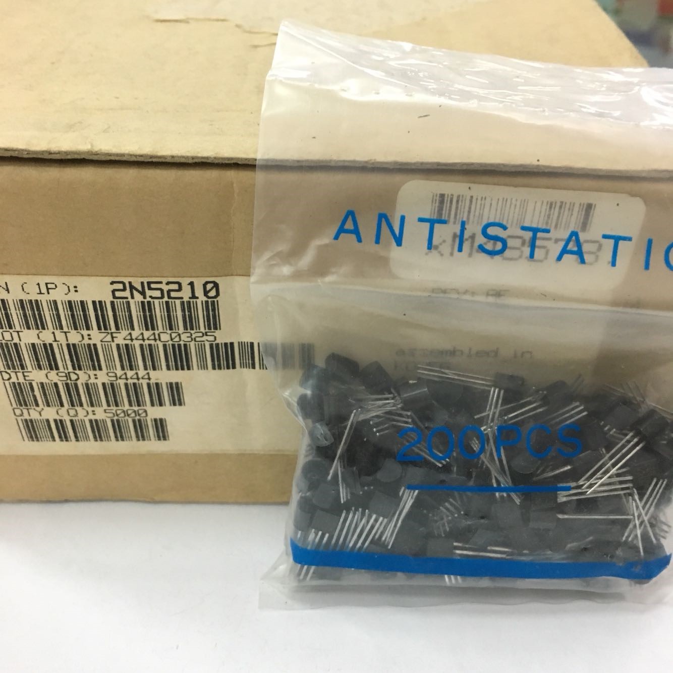 2N5210 Original Motorola TO-92 5pcs/lot