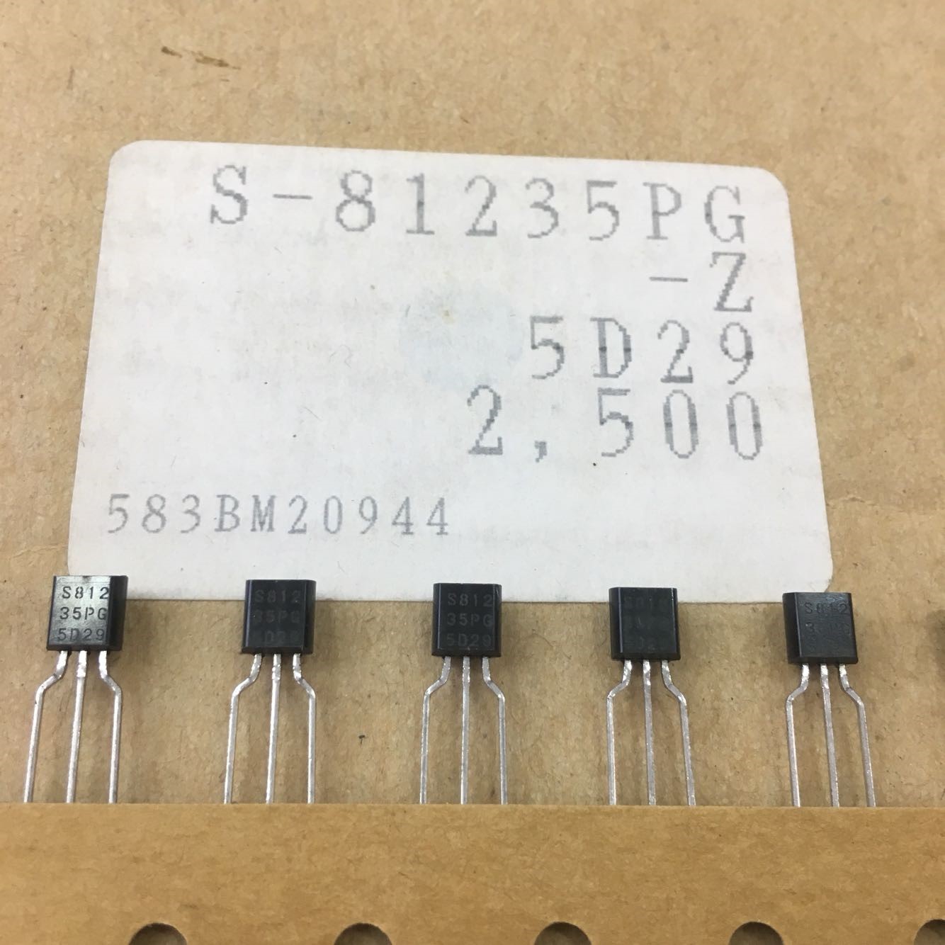 S-81235PG-Z S81235PG Original SEIKO TO-92 5pcs/lot