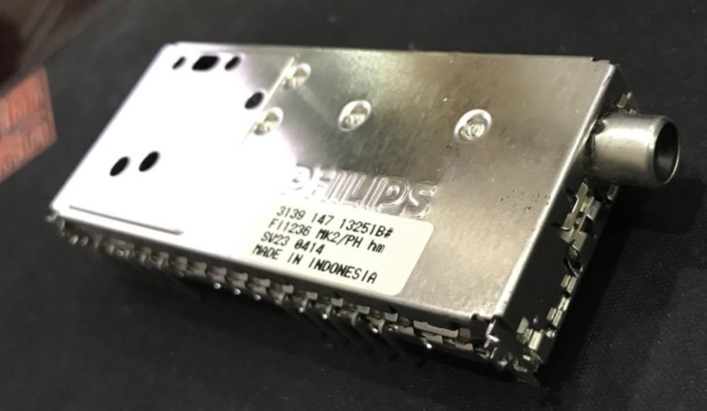 FI1236MK2/PH HM tuner