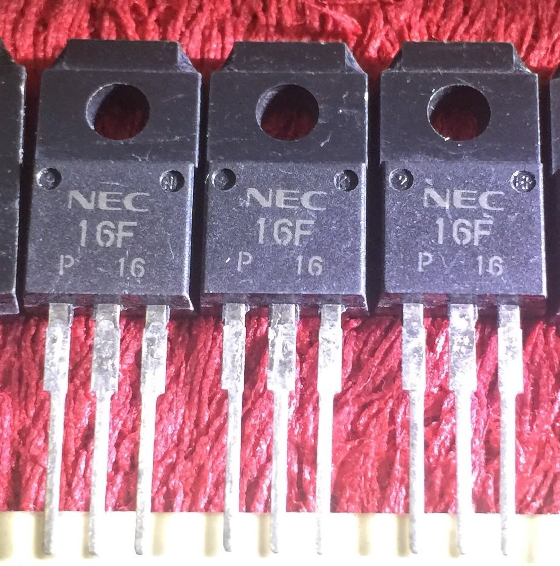 AC16FSM AC16F 16F New Original SCR Thyristor 5PCS/LOT