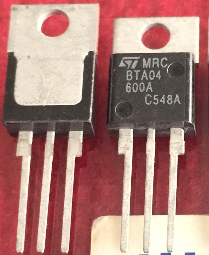 BTA04-600A BTA04   ST TO-220
