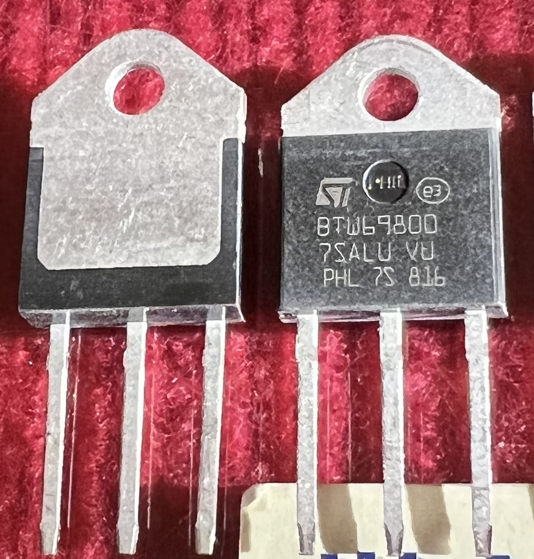 BTW69800 BTW69-800  ST TO-218