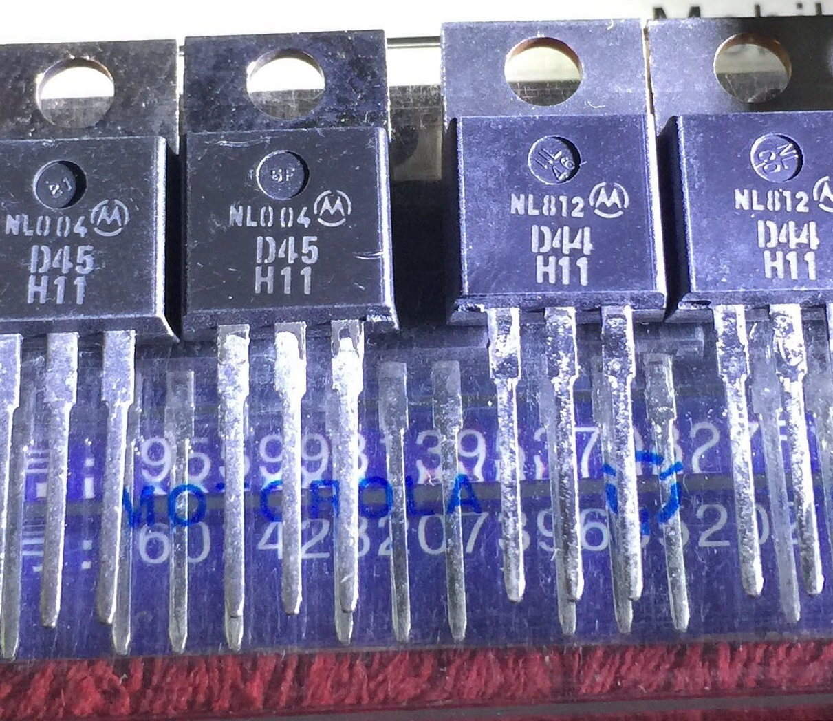 D44H11 D45H11 New Original Motorola 5pair/lot