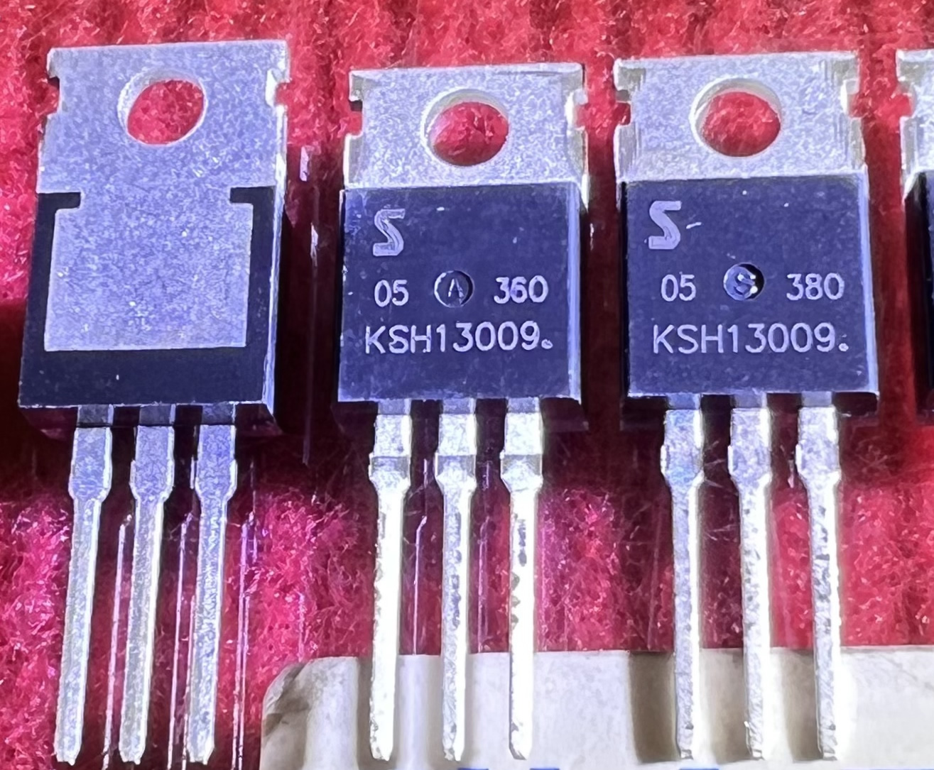KSH13009 TO-220 400V 12A 5pcs/lot