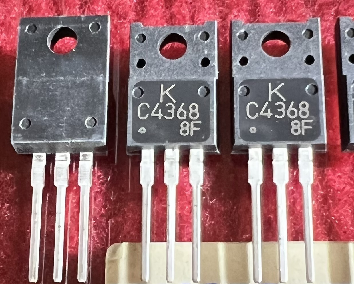 KTC4368 C4368 2SC4368  KEC TO-220F