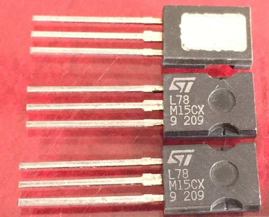 L78M15CX 78N15 7815 New Original ST TO-126 5PCS/LOT
