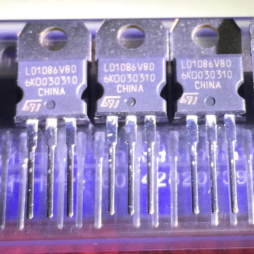 LD1086V80 LD1086VB0 New Original ST TO-220 5PCS/LOT