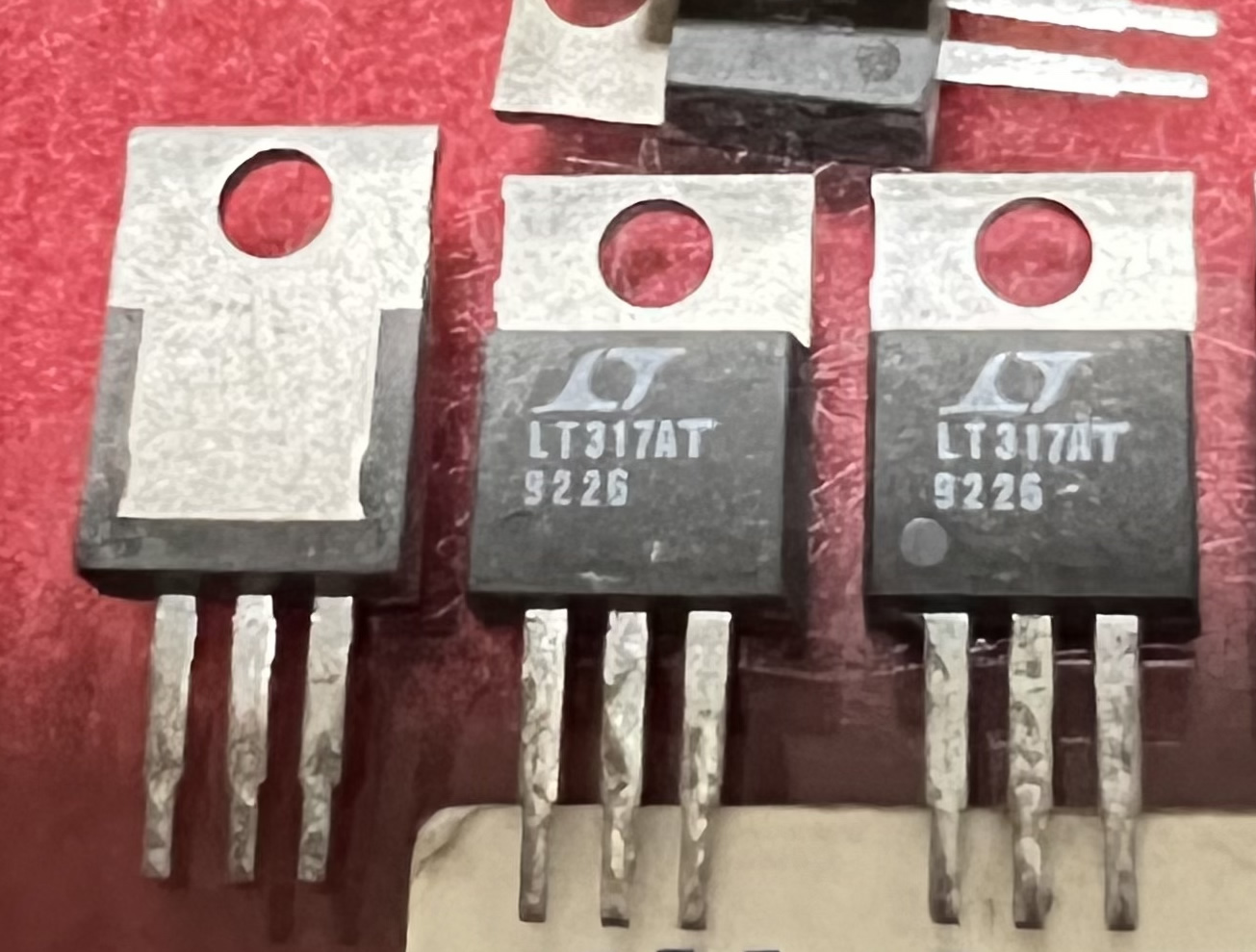 LT317AT LT317 used and tested TO-220 5pcs/lot