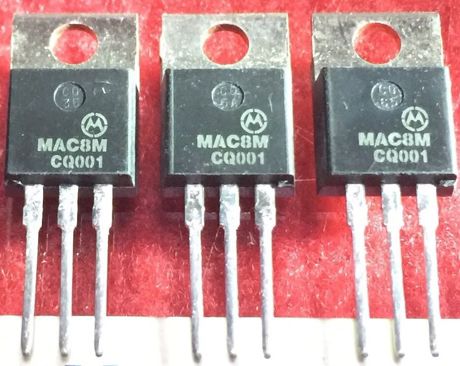 MAC8M MAC8 New Original Motorola TO-220 SCR Thyristor 5PCS/LOT