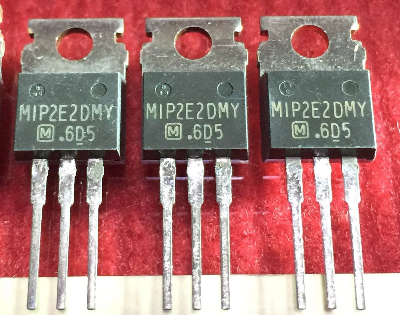 MIP2E2DMY New Original Panasonic TO-220 5PCS/LOT