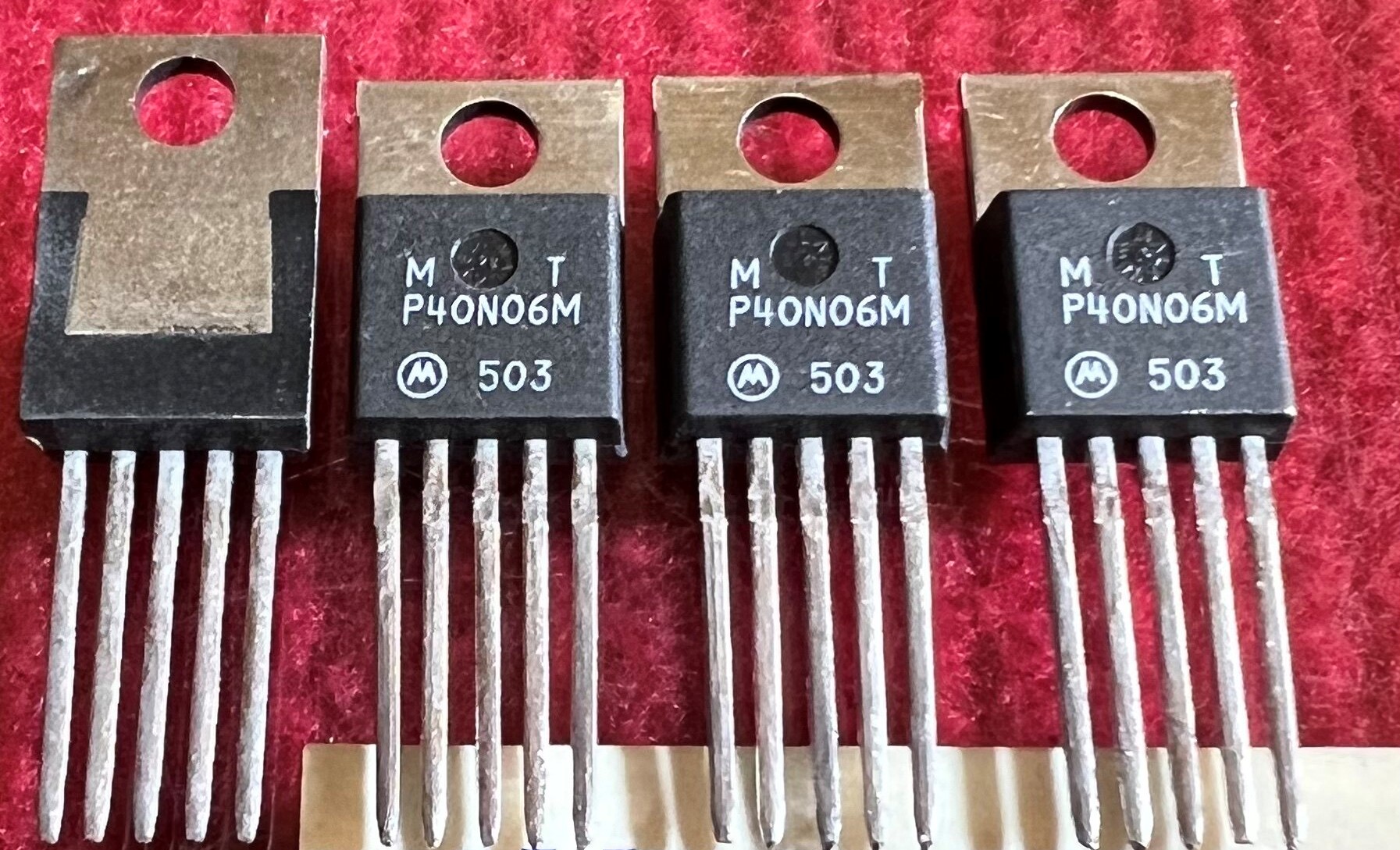 MTP40N06M P40N06M 40N06  motorola new TO-220-5