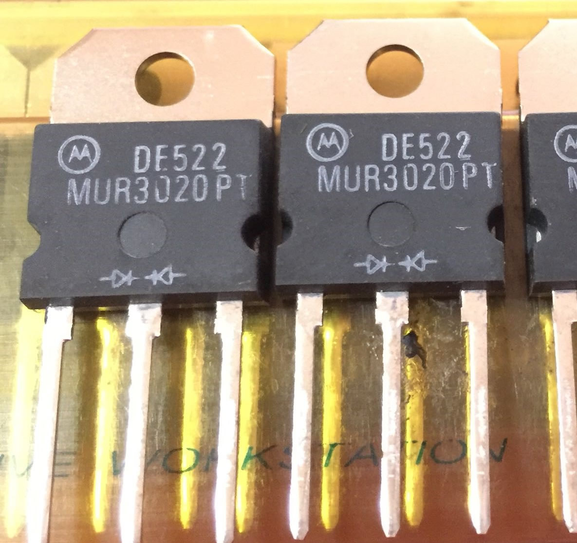 MUR3020PT U3020PT New Original TO-218 5PCS/LOT