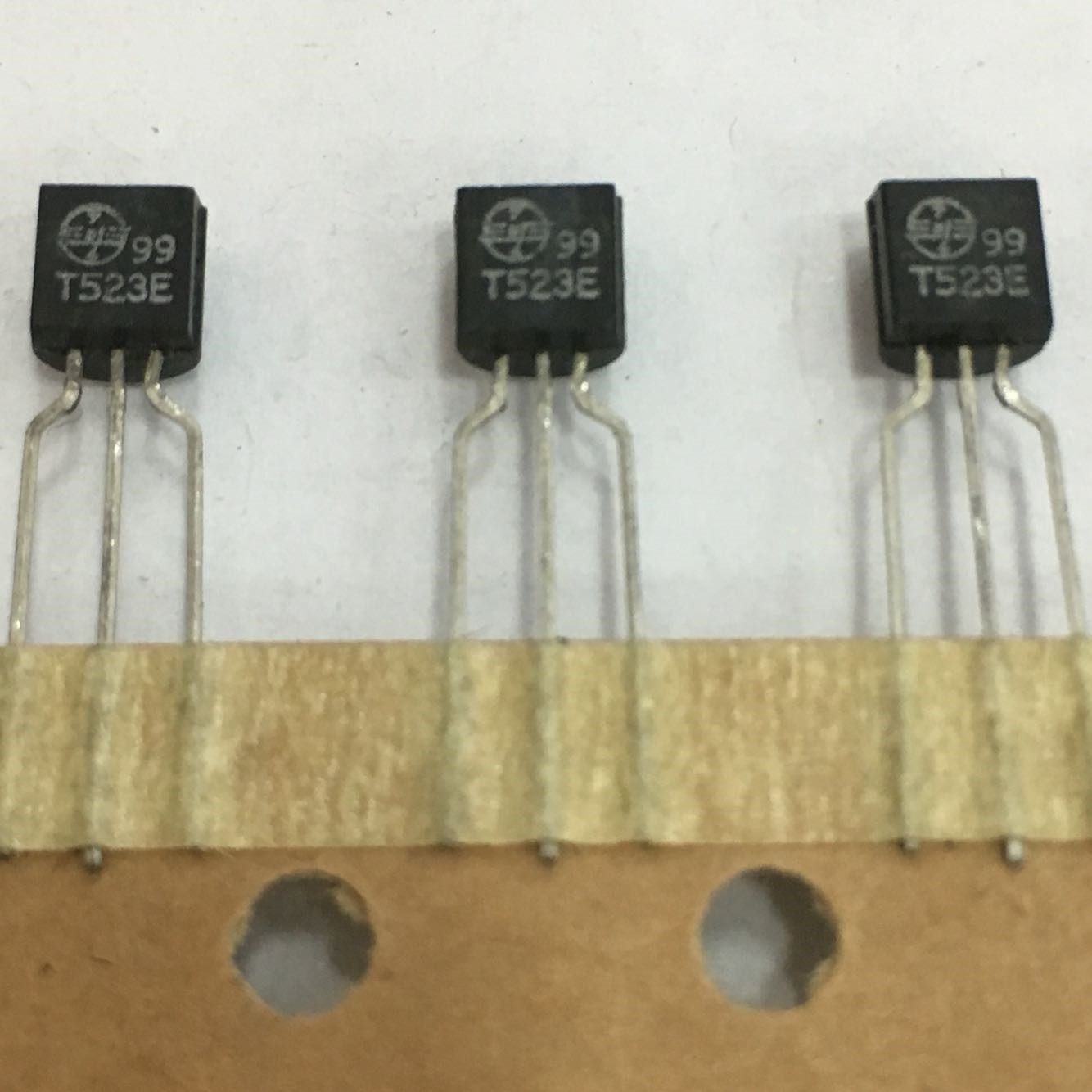 PST523E T523E Original mitsumi TO-92 5pcs/lot