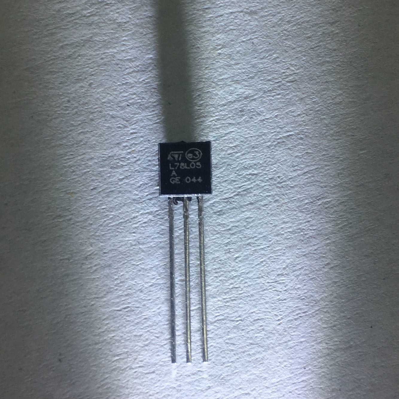 L78L05 Original ST BJT TO-92 5pcs/lot