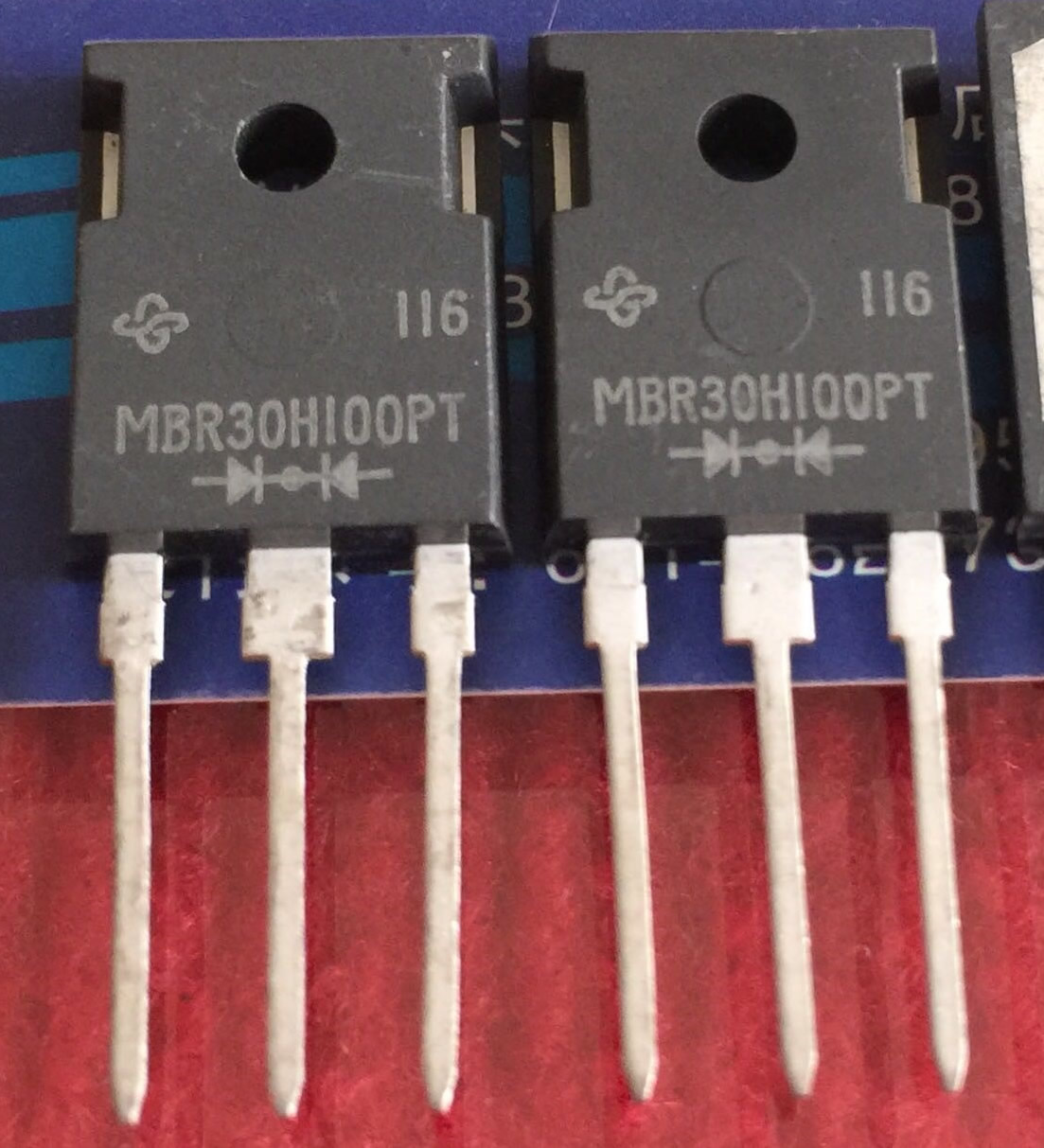 MBR30H100PT VISHAY TO-3P