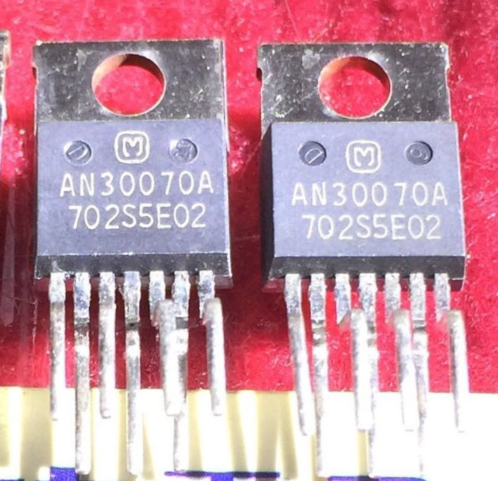 AN30070A TO-220-7